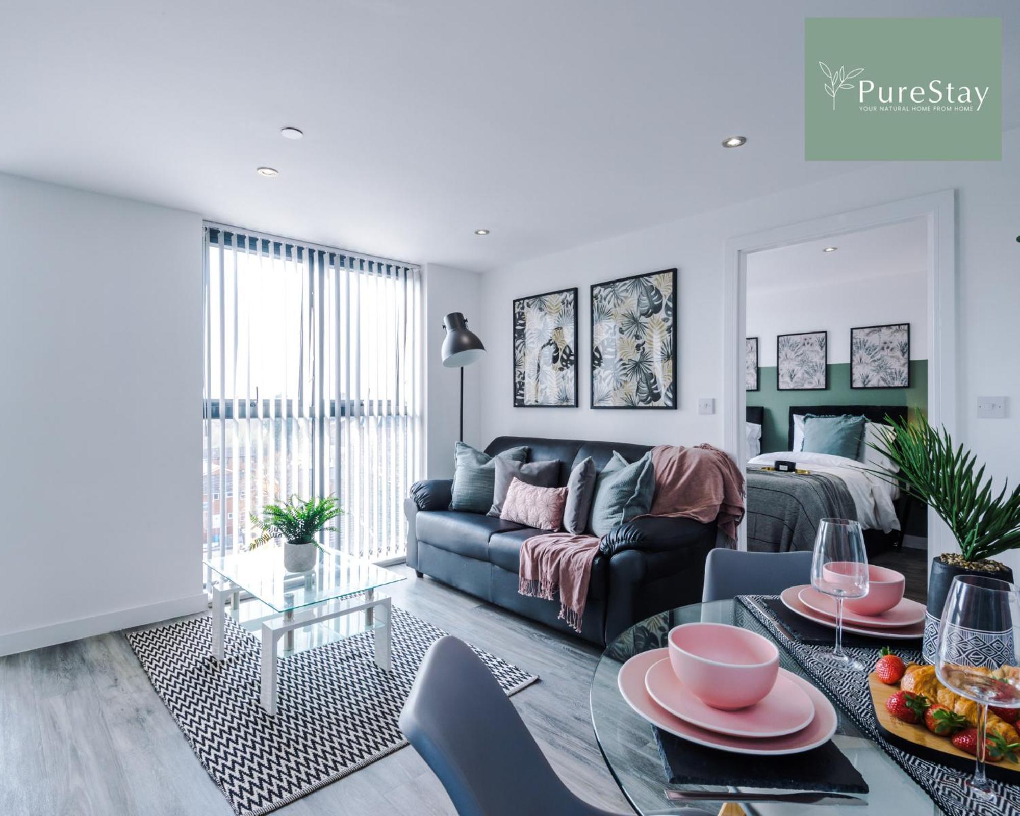Stunning Two Bed Apartment By Purestay Short Lets & Serviced Accommodation Manchester With Free Parking & Wifi Exterior photo