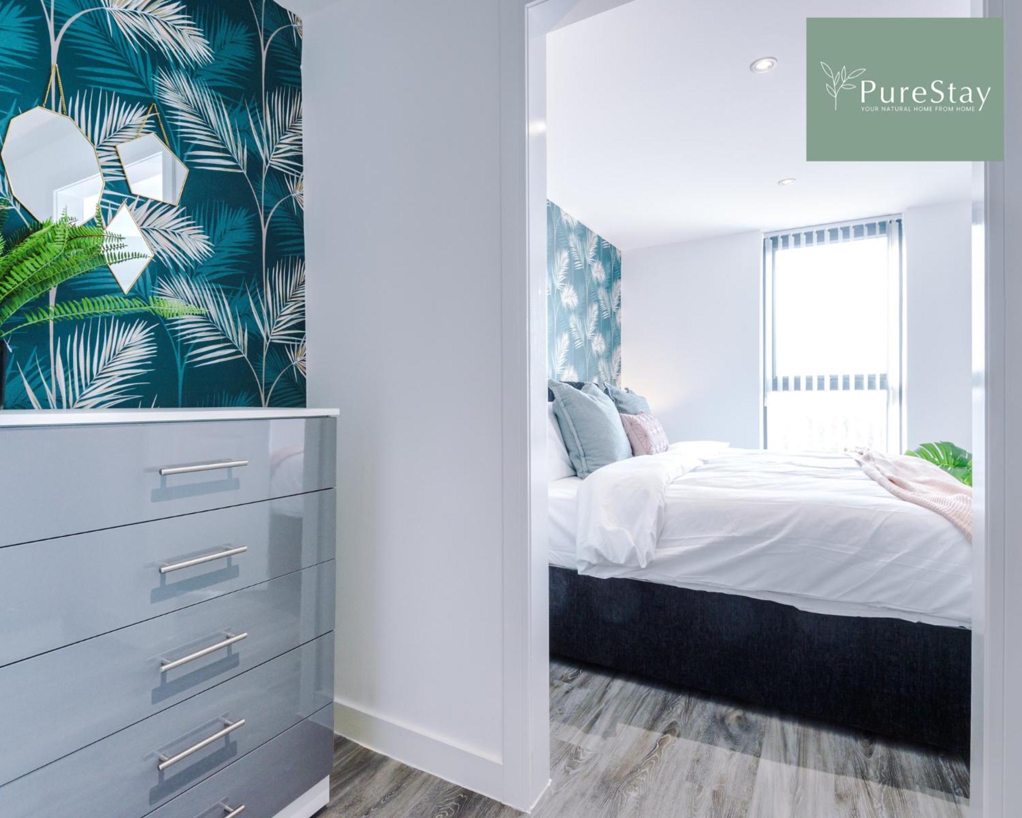 Stunning Two Bed Apartment By Purestay Short Lets & Serviced Accommodation Manchester With Free Parking & Wifi Exterior photo